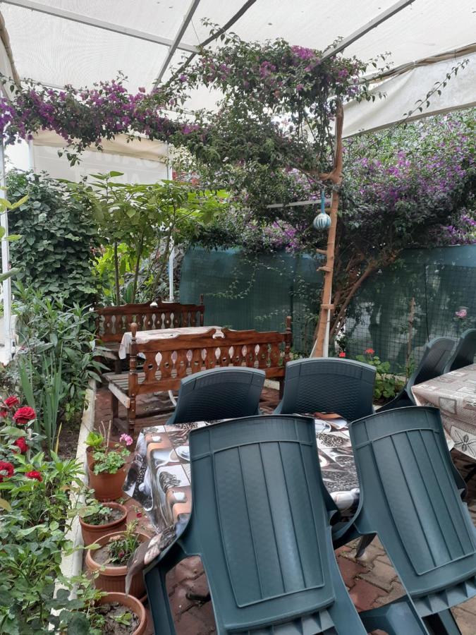 Samos Apart Pension Guzelcamlı Екстериор снимка